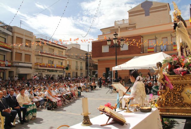 Puerto Lumbreras acoge la tradicional Ofrenda Floral a la Virgen del Rosario' 2015