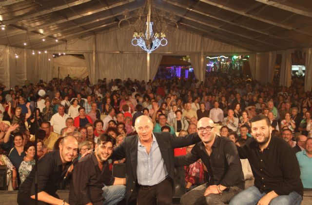 Más de 2.000 personas en el concierto de José Manuel Soto en Puerto Lumbreras