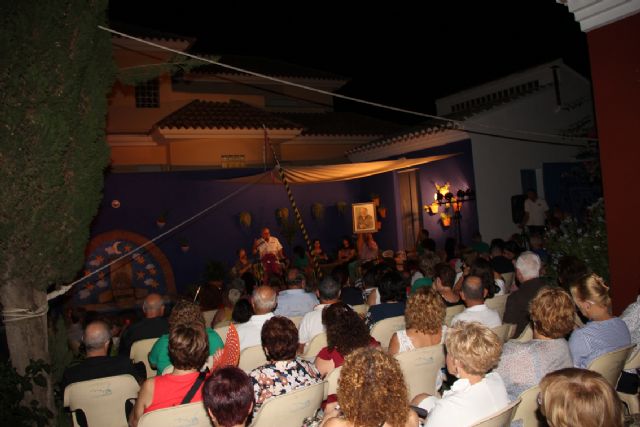 Once artistas participaron en el 'Recital de Poesía' en homenaje a Teresa Navarro Salas