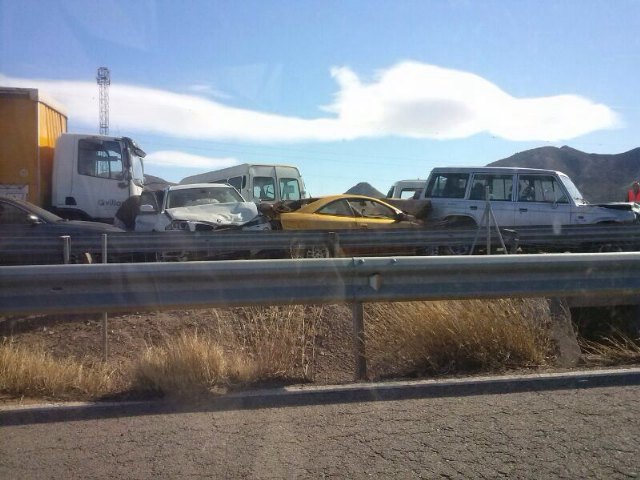 Servicios de Emergencia intervienen en accidente de tráfico ocurrido en A7 dirección Almería