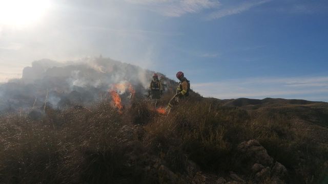 Incendio forestal en Puerto Lumbreras