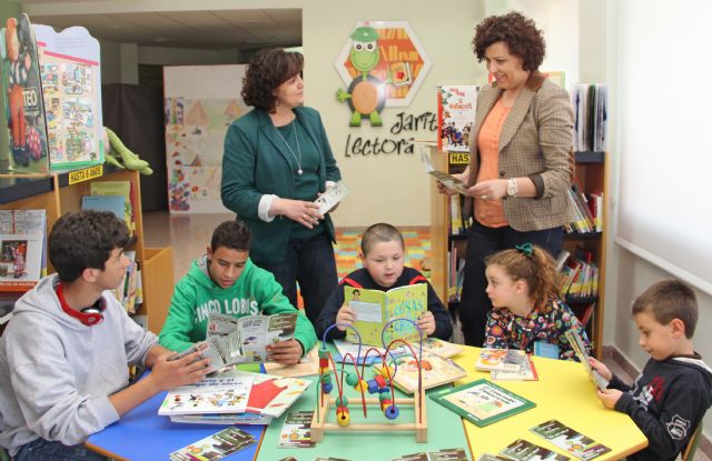 La Biblioteca Municipal de Puerto Lumbreras recibe el premio María Moliner en el Concurso de Proyectos de Animación a la Lectura