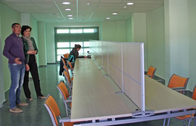 Inaugurada la nueva sala de estudio 24 horas con acceso mediante huella dactilar en el Espacio Joven