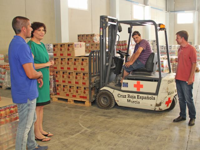 Reparten 1.449 kg de alimentos en los meses de verano para las familias más necesitadas