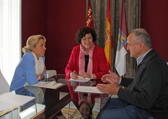 La Alcaldesa y la Consejera de Agricultura defienden el sector primario como motor económico y sector estratégico para la creación de empleo en Puerto Lumbreras