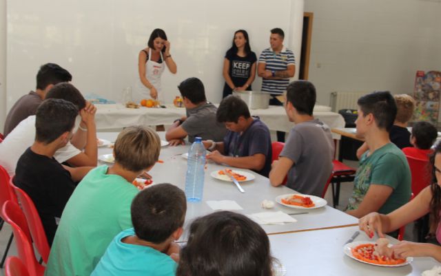 La Asociación de Familiares de Niños con Cáncer de la Región AFACMUR celebró su campamento de verano anual en Puerto Lumbreras