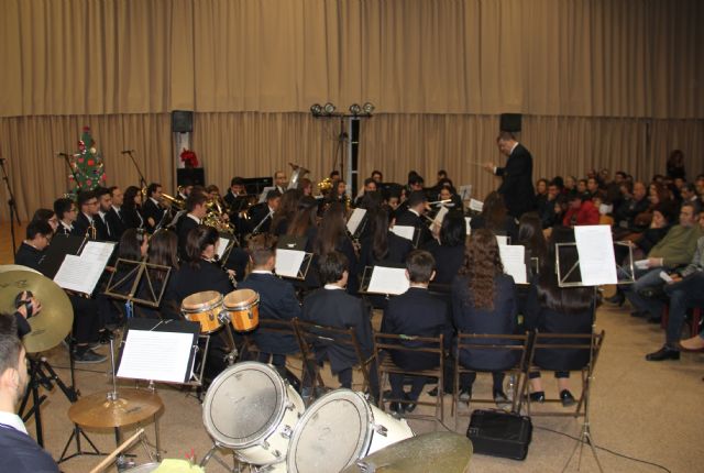 La Banda Municipal de Música de Puerto Lumbreras celebra su concierto de Navidad 2015