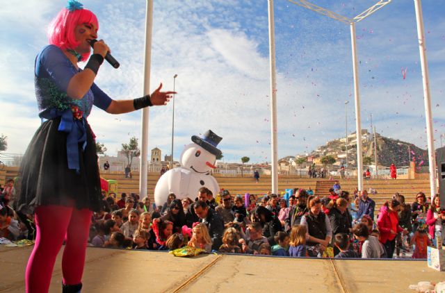 Los niños de Puerto Lumbreras despiden el año con 'Campanadas Infantiles'