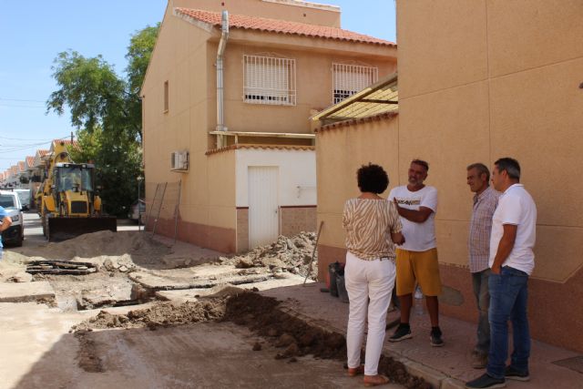 Comienzan las obras de renovación de la red de abastecimiento de agua potable en las calles Mula, Moratalla y adyacentes en Puerto Lumbreras