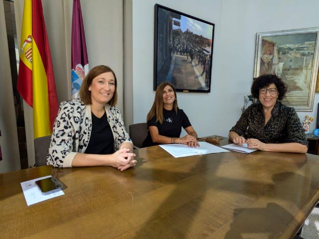 El Ayuntamiento de Puerto Lumbreras y la Asociación Riá Pitá renuevan su colaboración con la firma de un nuevo convenio