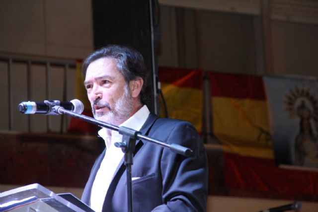El pregón de Ginés García Millán marca el inicio de las Fiestas Patronales de Puerto Lumbreras