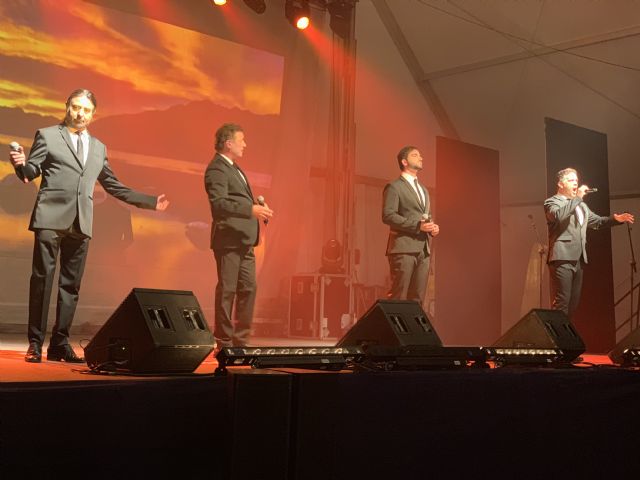 Sergio Contreras, Indara y Manuel Delgado abarrotan la Carpa Joven de las Fiestas Patronales de Puerto Lumbreras