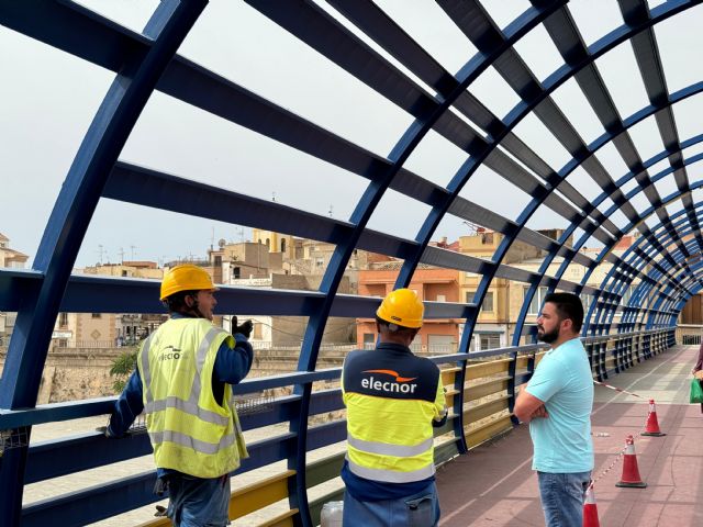El Ayuntamiento de Puerto Lumbreras renueva el sistema de alumbrado público en el puente, la pasarela y el paso de la Rambla de Nogalte