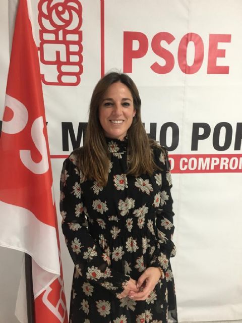 María rosa garcía, secretaria general del psoe de puerto lumbreras, es reelegida por aclamación