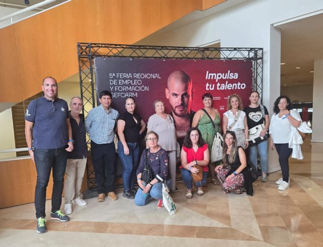 Los alumnos del Programa 'Puerto Lumbreras Emplea-Dos' visitan la Feria de Empleo y Formación de la Región de Murcia