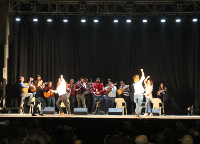 Más de 400 personas asisten al Encuentro de Cuadrillas 2016 en la pedanía lumbrerense de La Estación-Esparragal