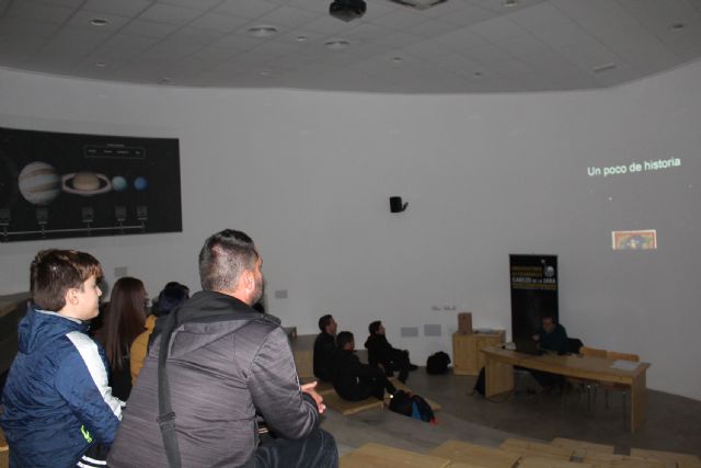 Una treintena de personas cursan formación  de Astronomía en el Cabezo de la Jara