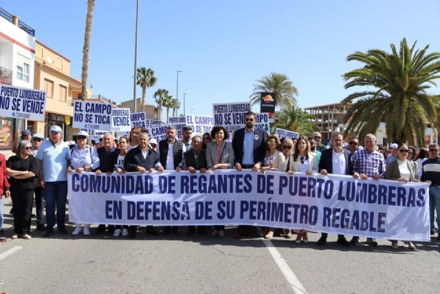 Puerto Lumbreras se manifiesta en contra de la instalación de una macro planta fotovoltaica en superficie de regadío