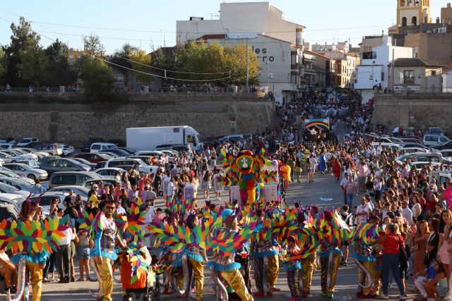 El Ayuntamiento de Puerto Lumbreras abre el plazo de inscripción para participar en el Desfile de Carrozas de las Fiestas Patronales 2025
