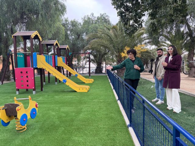 El Ayuntamiento de Puerto Lumbreras lleva a cabo la renovación del parque de La Cañada