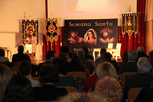 La escritora lumbrerense Isabel Navarro pregonó la Semana Santa lumbrerense