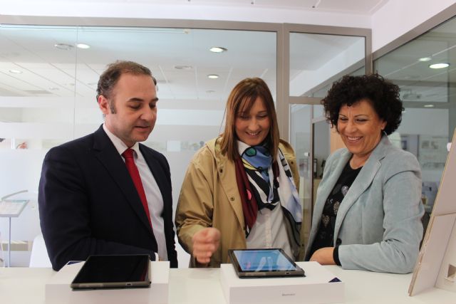La Oficina de Turismo de Puerto Lumbreras amplía sus servicios gracias a la instalación de dispositivos electrónicos para facilitar la información a los visitantes sobre los recursos turísticos del municipio
