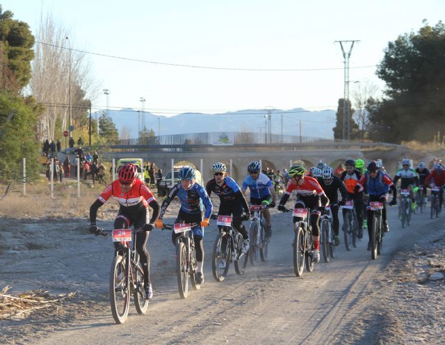 275 deportistas participan en la VII Subida a la Sima del Cabezo de La Jara de Puerto Lumbreras