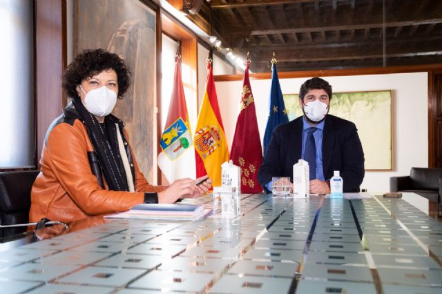 Los ciudadanos de Puerto Lumbreras disfrutarán, por primera vez, de conexión directa con Murcia en autobús sin hacer transbordo
