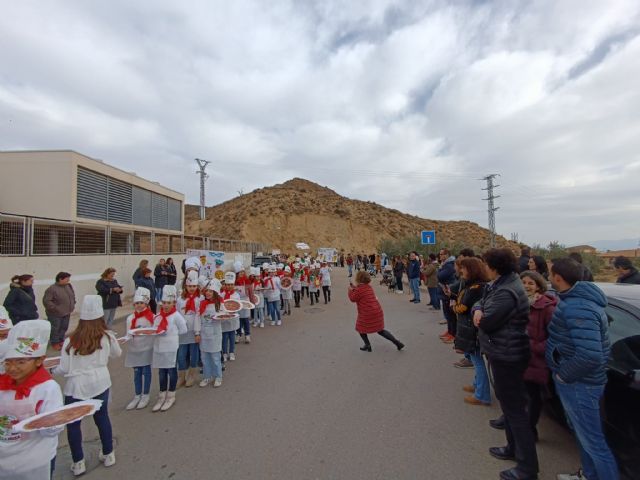 Los colegios de Puerto Lumbreras salen a la calle para celebrar el Carnaval