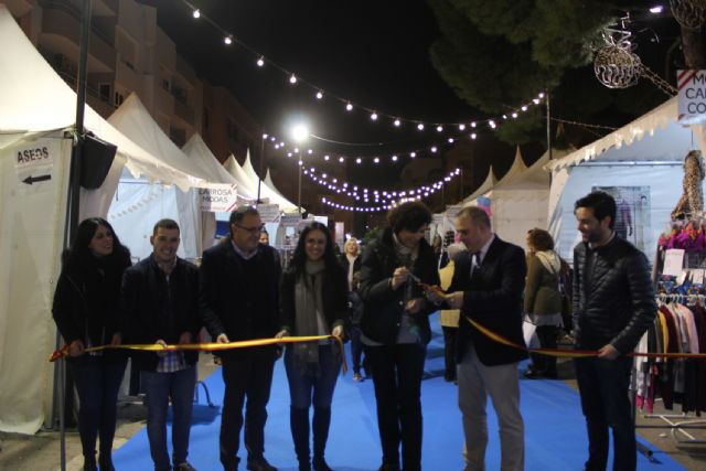 Gran participación en la Feria del Comercio Lumbrerense en su décimo aniversario