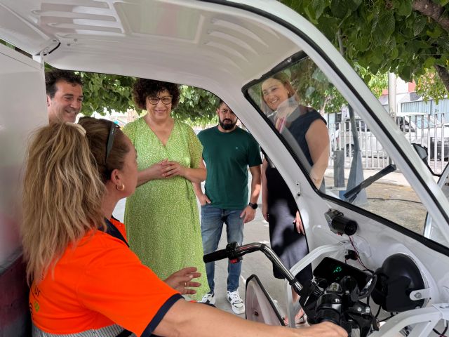 Puerto Lumbreras incorpora dos motocarros 100% eléctricos al Servicio Municipal de Limpieza y Recogida de Residuos