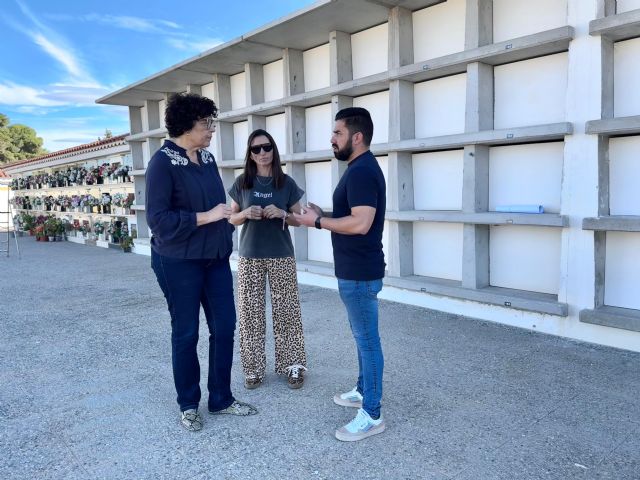 El Ayuntamiento de Puerto Lumbreras ultima los preparativos en el Cementerio de San Damián para la festividad del Día de Todos los Santos