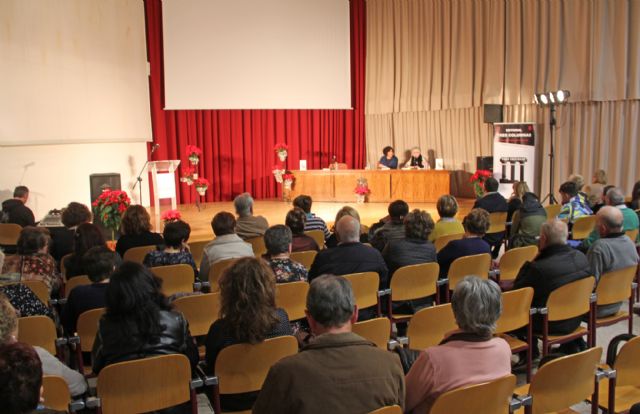 Carmen Martínez presenta su décimo libro titulado 'Un puñado de Esperanza'