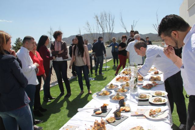 Comienza con éxito la Ruta de la Tapa 'Sabor lumbrerense'