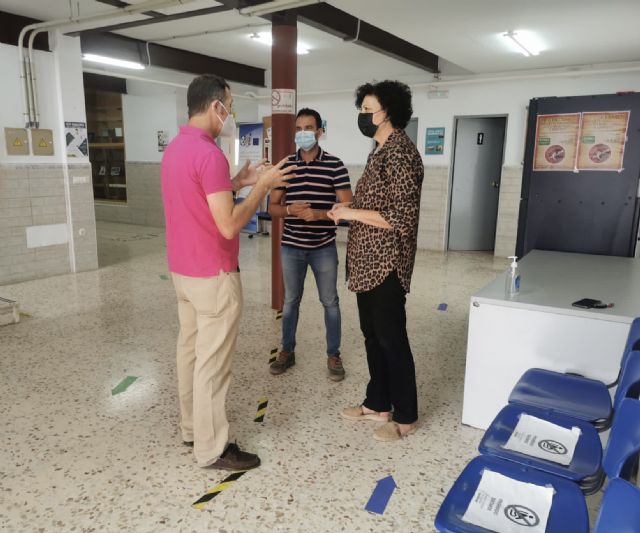 El Ayuntamiento de Puerto Lumbreras acondiciona y mejora la acústica de un aula de la Escuela Oficial de Idiomas en Puerto Lumbreras