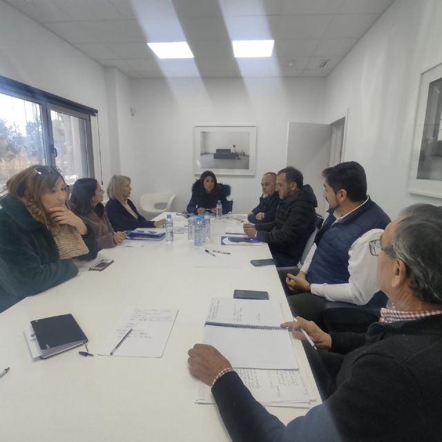 El Ayuntamiento se reúne con los representantes de la Confederación de Empresarios de Puerto Lumbreras (ASEPLU) y la Asociación de Profesionales de la Hostelería de Puerto Lumbreras (HOSTELUM) de cara a la programación anual en el municipio