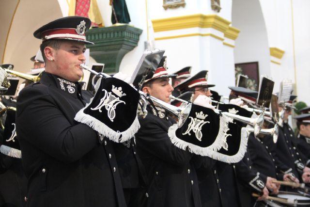 La agrupación musical de la Real e Ilustre Cofradía del Santísimo Cristo de la Fe y María Santísima de la Piedad estrena uniforme