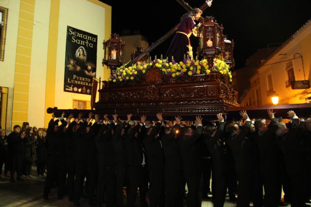 El Nazareno protagonizó la noche de Miércoles Santo en Puerto Lumbreras 2016