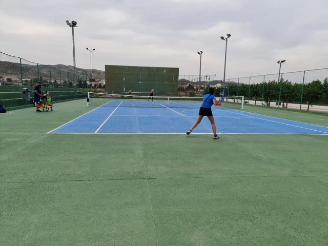 El Ayuntamiento de Puerto Lumbreras realizará una remodelación integral de las pistas de tenis gracias a una subvención del Gobierno regional