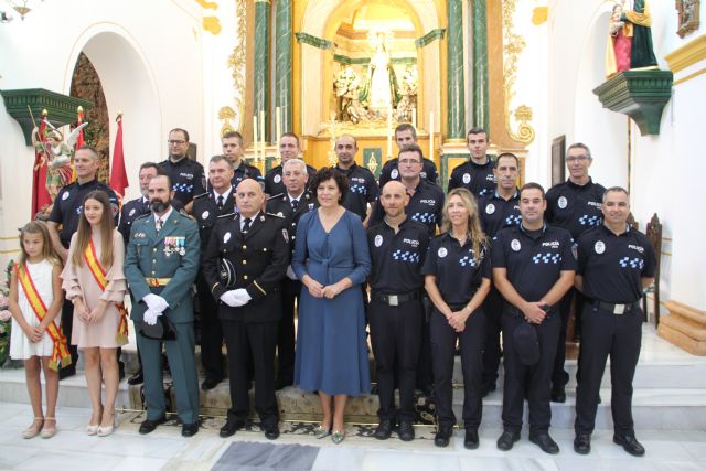 La Policía Local de Puerto Lumbreras conmemora el día de sus patronos y homenajea a tres agentes por su jubilación