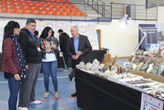 La Feria Nacional de Coleccionismo reúne más de 20.000 artículos de colección en Puerto Lumbreras