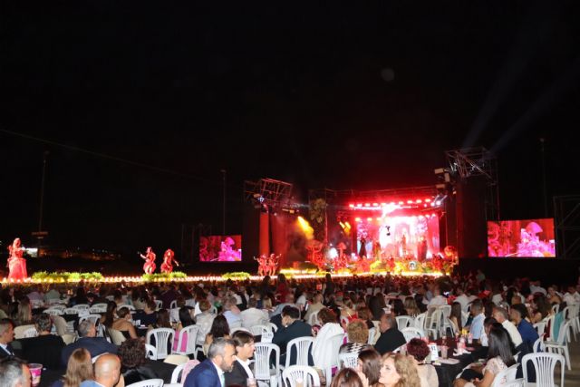 El Ayuntamiento de Puerto Lumbreras abre el plazo para solicitar la concesión de la explotación de las barras en el Baile de la Reina 2026