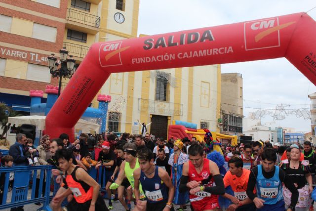 Puerto Lumbreras despide el año con campanadas infantiles benéficas y la primera Carrera Infantil Solidaria San Silvestre