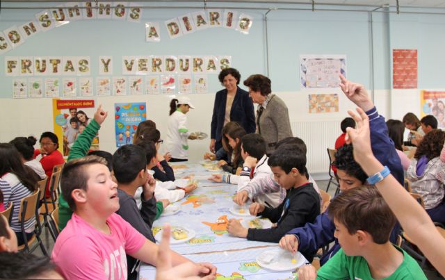 El Ayuntamiento de Puerto Lumbreras organiza Desayunos Saludables y charlas de nutrición en sus cuatro colegios