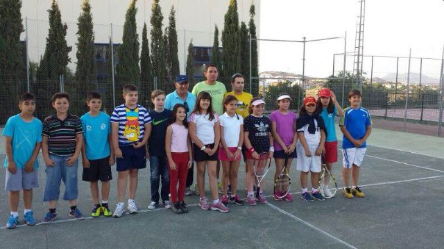 Puerto Lumbreras ha acogido el VI Open Promesas de Tenis en la categoría alevín masculino y femenino