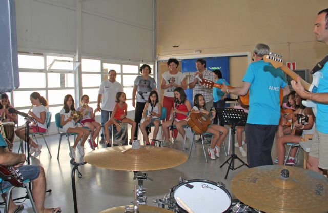50 jóvenes disfrutan de verano musical en Puerto Lumbreras con el 'Campus Rock La Jara 2014'