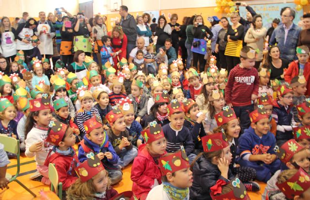 Los Colegios Públicos del municipio celebran la llegada del otoño con su tradicional Fiesta de la Castañada 2014