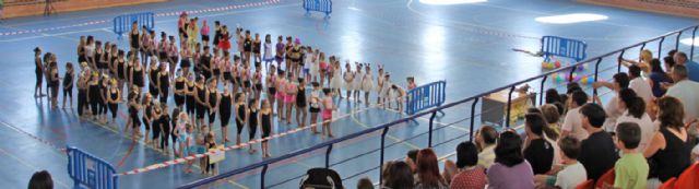 Exhibición de gimnasia rítmica celebrada en Puerto Lumbreras