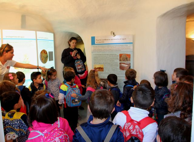 Alumnos del colegio Villaespesa de Lorca visitan el complejo turístico Medina Nogalte de Puerto Lumbreras