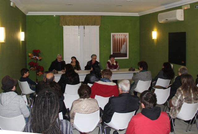 Puerto Lumbreras celebra un recital de poesía navideño 2015 con poetas locales